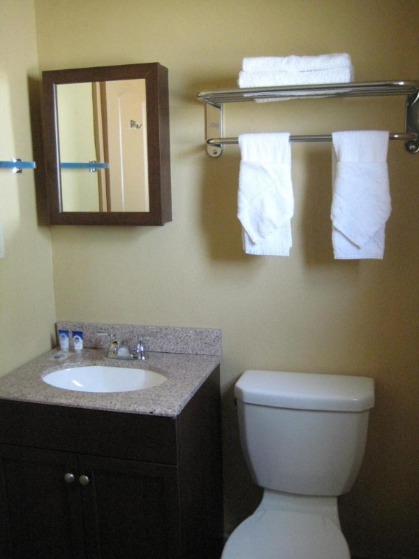 Americas Best Value Inn - Porterville image 24
